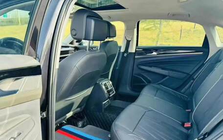 Volkswagen Passat B8 рестайлинг, 2021 год, 1 530 000 рублей, 9 фотография