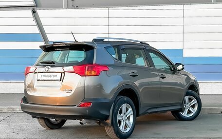 Toyota RAV4, 2013 год, 2 200 000 рублей, 5 фотография