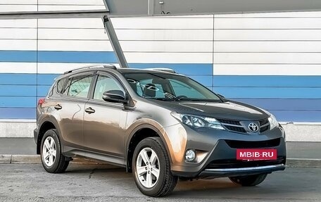 Toyota RAV4, 2013 год, 2 200 000 рублей, 3 фотография