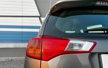 Toyota RAV4, 2013 год, 2 200 000 рублей, 10 фотография