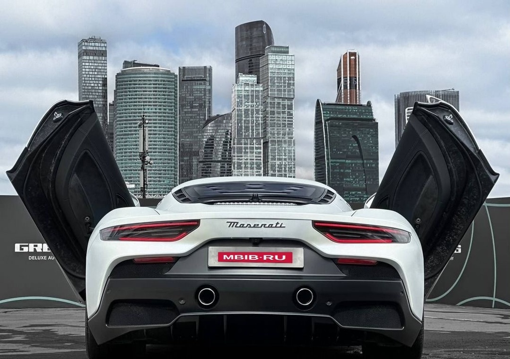 Maserati MC20, 2024 год, 34 900 000 рублей, 9 фотография
