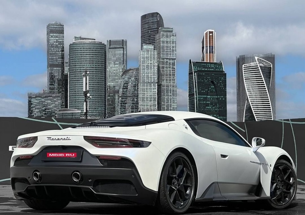 Maserati MC20, 2024 год, 34 900 000 рублей, 7 фотография