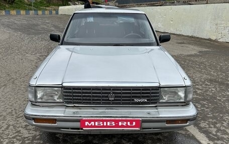 Toyota Crown, 1990 год, 700 000 рублей, 3 фотография