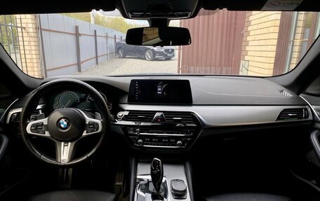 BMW 5 серия, 2018 год, 3 999 900 рублей, 12 фотография