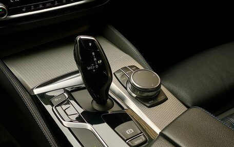 BMW 5 серия, 2018 год, 3 999 900 рублей, 22 фотография