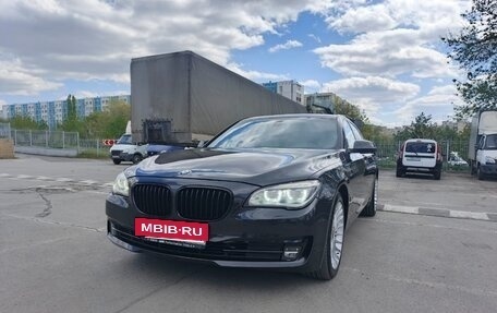 BMW 7 серия, 2013 год, 3 200 000 рублей, 7 фотография
