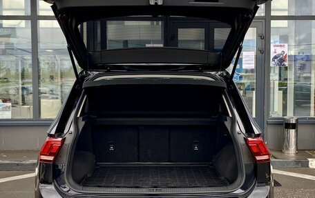 Volkswagen Tiguan II, 2021 год, 2 999 000 рублей, 10 фотография