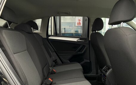 Volkswagen Tiguan II, 2021 год, 2 999 000 рублей, 21 фотография