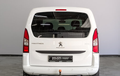 Peugeot Partner II рестайлинг 2, 2021 год, 1 745 000 рублей, 6 фотография