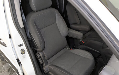 Peugeot Partner II рестайлинг 2, 2021 год, 1 745 000 рублей, 22 фотография