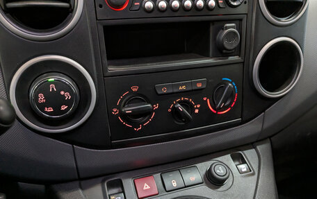 Peugeot Partner II рестайлинг 2, 2021 год, 1 745 000 рублей, 24 фотография
