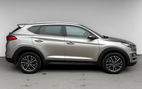 Hyundai Tucson III, 2019 год, 2 305 000 рублей, 4 фотография