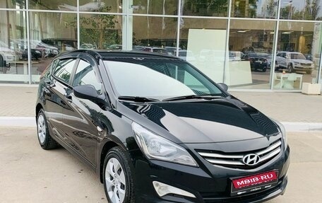 Hyundai Solaris II рестайлинг, 2014 год, 930 000 рублей, 3 фотография