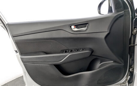 Hyundai Solaris II рестайлинг, 2019 год, 1 250 000 рублей, 19 фотография