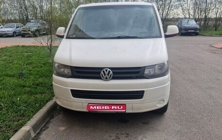 Volkswagen Transporter T5 рестайлинг, 2010 год, 2 000 000 рублей, 1 фотография