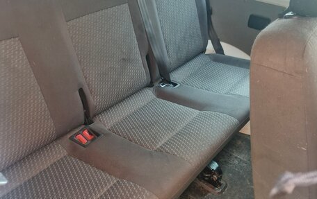 Volkswagen Transporter T5 рестайлинг, 2010 год, 2 000 000 рублей, 6 фотография