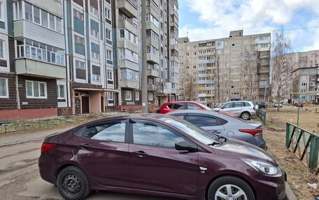 Hyundai Solaris II рестайлинг, 2014 год, 950 000 рублей, 3 фотография