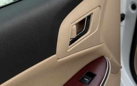 Toyota Crown Majesta, 2010 год, 1 100 000 рублей, 13 фотография