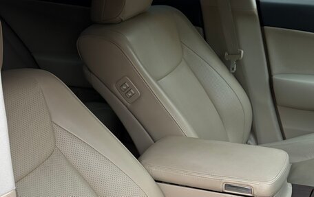 Toyota Crown Majesta, 2010 год, 1 100 000 рублей, 18 фотография