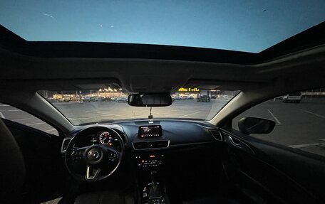 Mazda 3, 2017 год, 1 800 000 рублей, 7 фотография