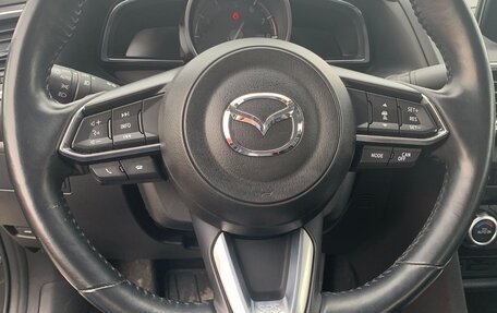 Mazda 3, 2017 год, 1 800 000 рублей, 10 фотография