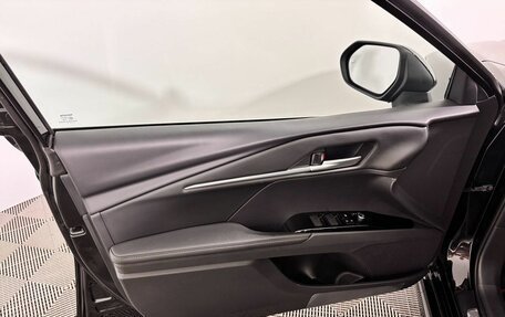 Toyota Camry, 2024 год, 5 050 000 рублей, 17 фотография