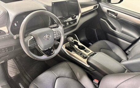 Toyota Highlander, 2024 год, 6 450 000 рублей, 3 фотография