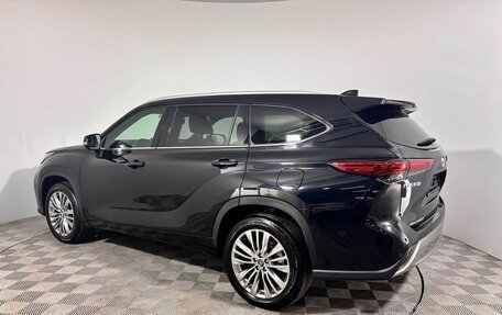 Toyota Highlander, 2024 год, 6 450 000 рублей, 4 фотография