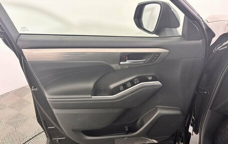 Toyota Highlander, 2024 год, 6 450 000 рублей, 15 фотография