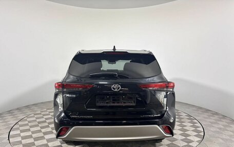 Toyota Highlander, 2024 год, 6 450 000 рублей, 5 фотография