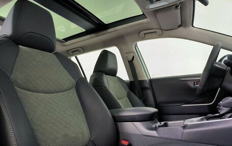Toyota RAV4, 2024 год, 4 350 000 рублей, 20 фотография