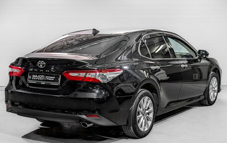 Toyota Camry, 2018 год, 3 150 000 рублей, 5 фотография