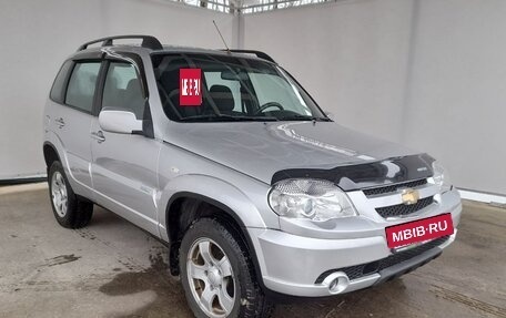 Chevrolet Niva I рестайлинг, 2011 год, 590 000 рублей, 2 фотография