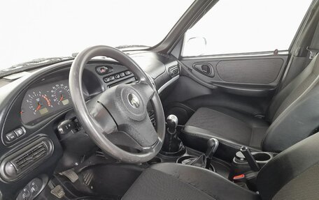 Chevrolet Niva I рестайлинг, 2011 год, 590 000 рублей, 11 фотография