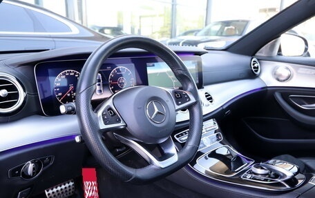 Mercedes-Benz E-Класс, 2016 год, 3 420 000 рублей, 8 фотография