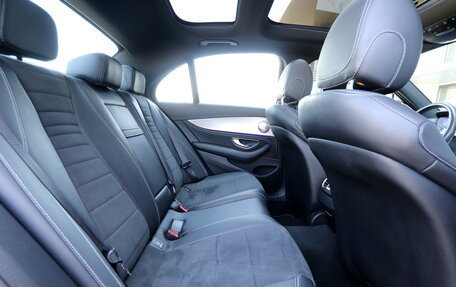 Mercedes-Benz E-Класс, 2016 год, 3 420 000 рублей, 16 фотография
