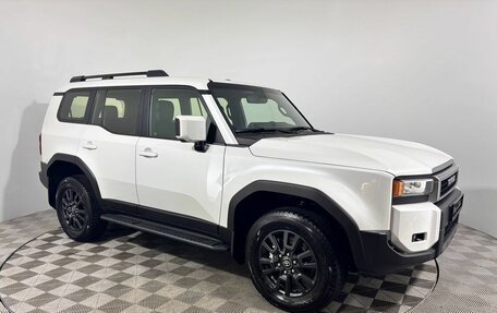 Toyota Land Cruiser Prado, 2024 год, 11 800 000 рублей, 10 фотография
