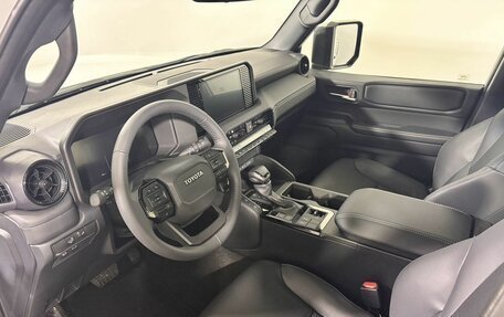 Toyota Land Cruiser Prado, 2024 год, 11 800 000 рублей, 16 фотография