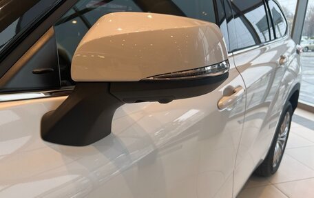 Toyota Highlander, 2025 год, 6 600 000 рублей, 9 фотография