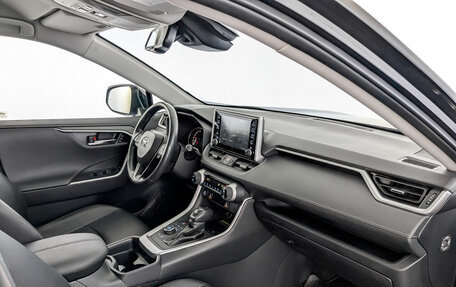 Toyota RAV4, 2019 год, 3 500 000 рублей, 11 фотография