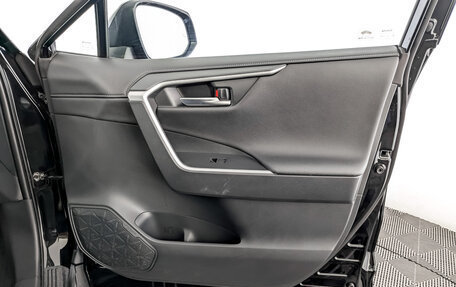 Toyota RAV4, 2019 год, 3 500 000 рублей, 25 фотография
