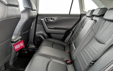 Toyota RAV4, 2019 год, 3 500 000 рублей, 12 фотография