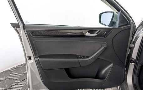 Volkswagen Polo VI (EU Market), 2020 год, 1 740 000 рублей, 19 фотография