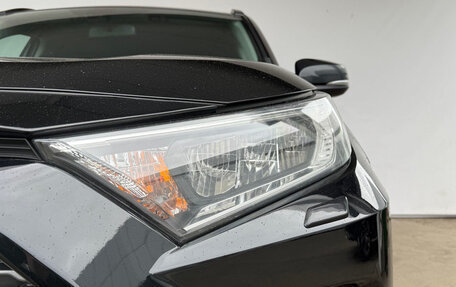 Toyota RAV4, 2020 год, 3 350 000 рублей, 9 фотография