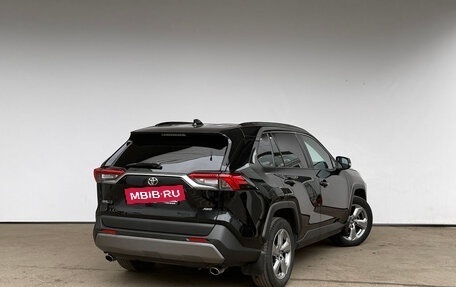 Toyota RAV4, 2020 год, 3 350 000 рублей, 22 фотография