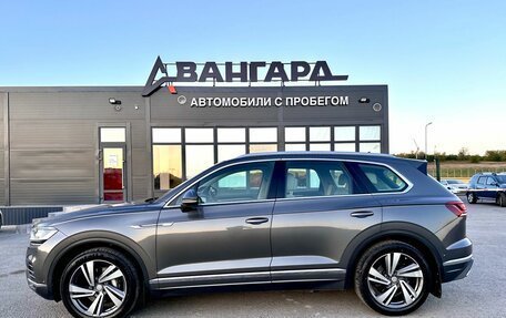 Volkswagen Touareg III, 2019 год, 4 299 000 рублей, 3 фотография