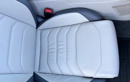 Volkswagen Touareg III, 2019 год, 4 299 000 рублей, 26 фотография