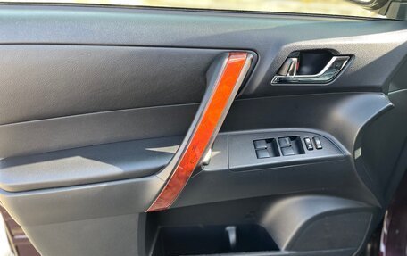 Toyota Highlander III, 2013 год, 3 060 000 рублей, 10 фотография