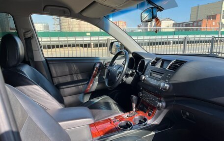 Toyota Highlander III, 2013 год, 3 060 000 рублей, 15 фотография