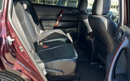 Toyota Highlander III, 2013 год, 3 060 000 рублей, 18 фотография